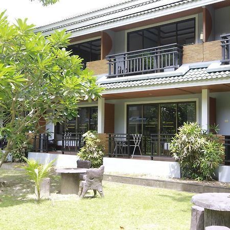 Phi Phi Andaman Beach Resort-Sha Plus Kültér fotó