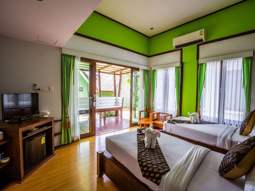 Phi Phi Andaman Beach Resort-Sha Plus Kültér fotó